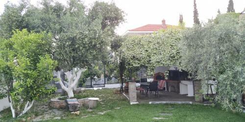 Traditional Villa Nea Peramos