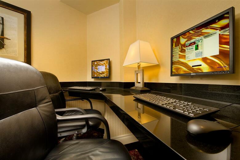 Best Western Premier Plaza Hotel And Conference Center