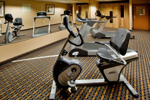 Holiday Inn Express Hotel & Suites Suffolk