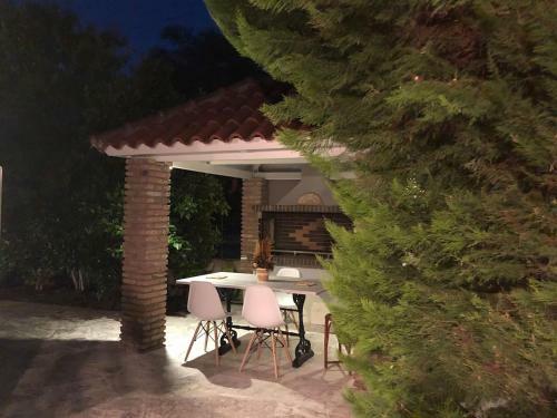 Contemporary Farmhouse With Bbq In North Evia