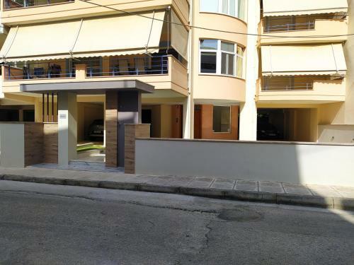 Ioanna's Luxury Two Bedroom Apartment