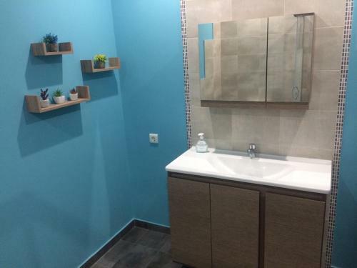 Aggelo 4 Bedroom Apartment