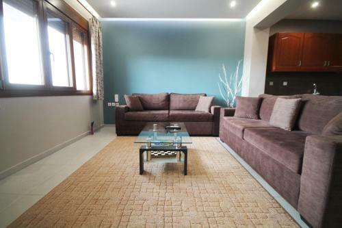 Aggelo 4 Bedroom Apartment