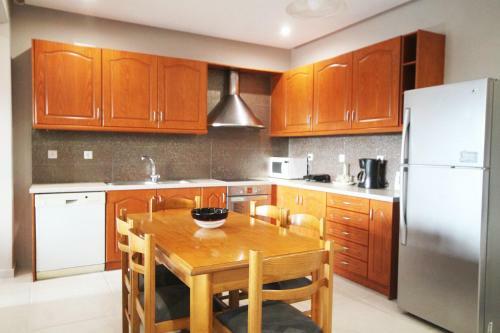 Aggelo 4 Bedroom Apartment