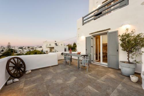Hara?s Villa In Naousa , Paros