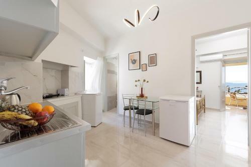 Salt & Sun Apartments By Konnect, Kaminaki