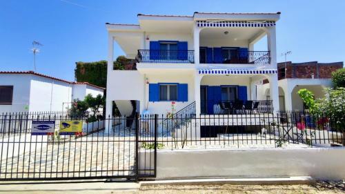 Blue Charm House - Apartment 2