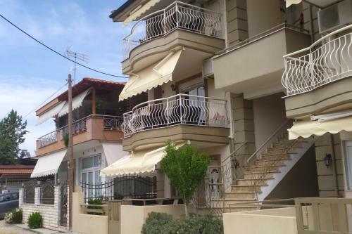 Ofrinio Central Apartments