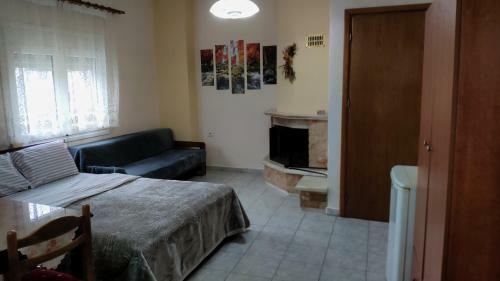 Hostal Alexandros Guesthouse