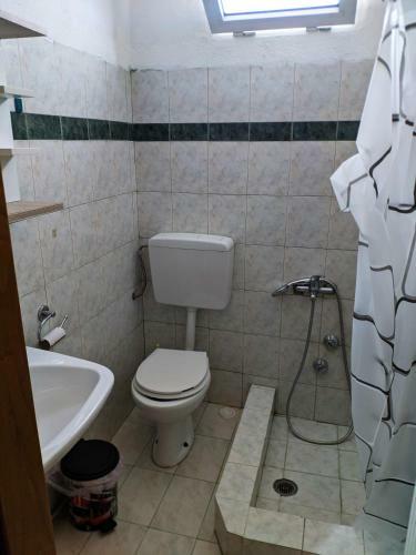 Hostal Alexandros Guesthouse