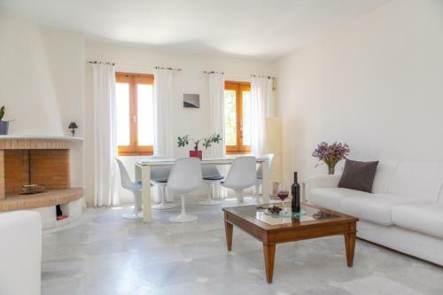 Apanemi Beachhouse