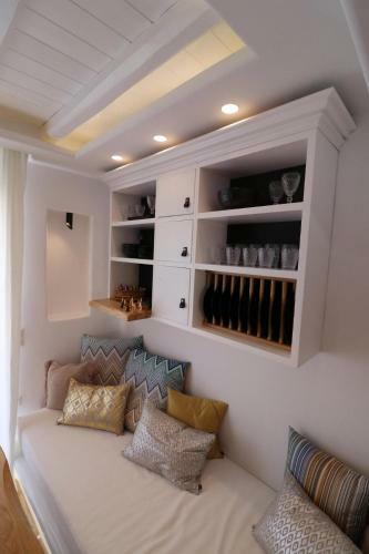 Villa Narcissus Luxury Suites