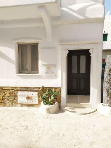 Villa Narcissus Luxury Suites