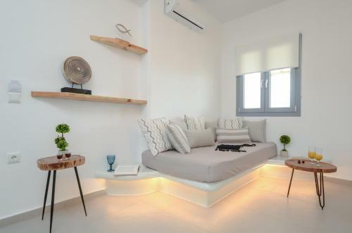 Villa White Cocoon
