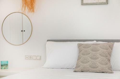 Naxos Downtown Apartments & Suites