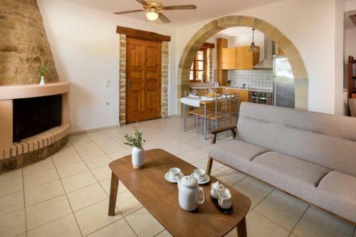 Manikel Stone House