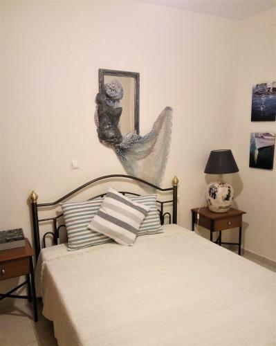 Menexe Apartments-kelyfos