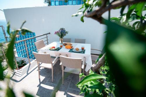 Anemos Seaside Apartment