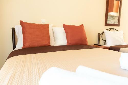 Evdokia's Apartments And Rooms