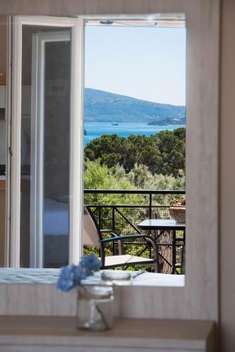 Posada Spiros Sea View