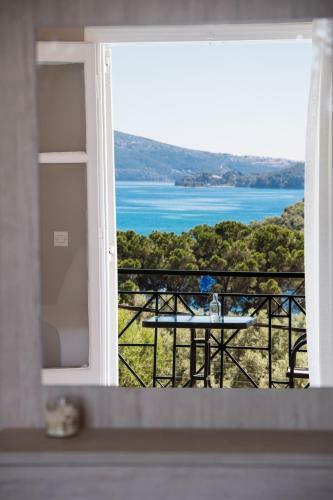 Posada Spiros Sea View