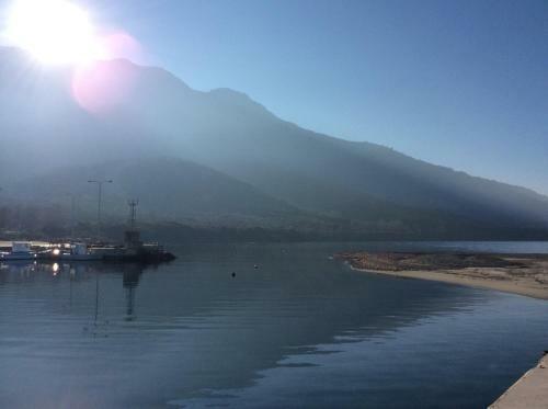 Samothraki - Sea, Mountain, Quiet