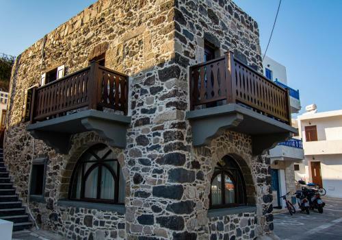 Apartamento Plousiadi?s Stone House