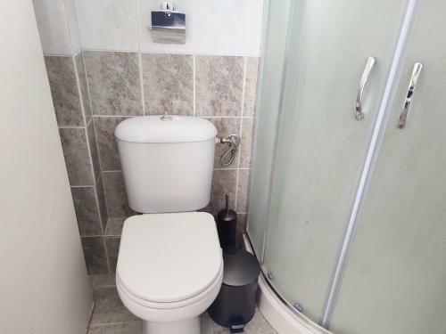 Hostal Modern 1br Apt , Garden , View & AC