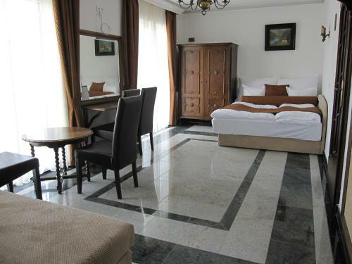 Hostal Gr�nit Villa