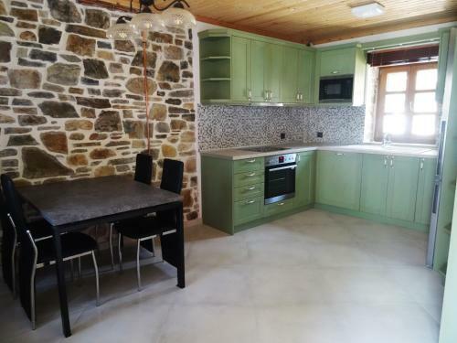 Nikitis Luxury Family Villa