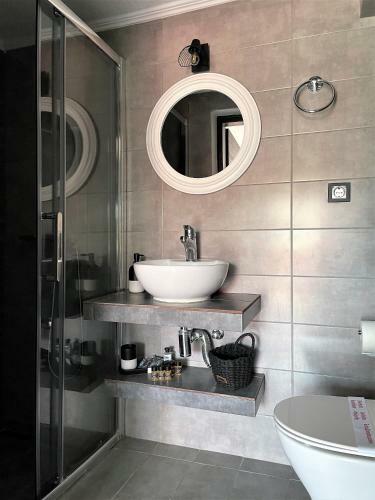 Athina's Apartments & Studio