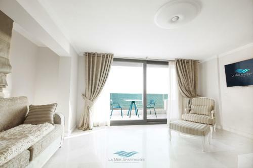 La Mer Apartments