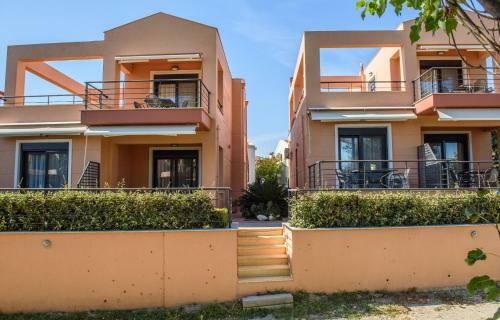 Filippos Apartments & Studios