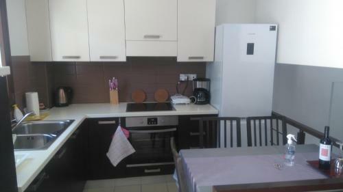 Maisonette Close To The Beach