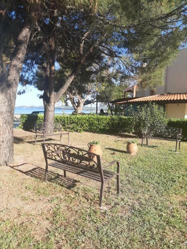 Tetis Seafront Maizonette