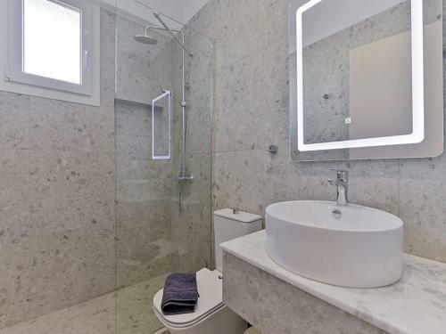 Kasta Family Apartments
