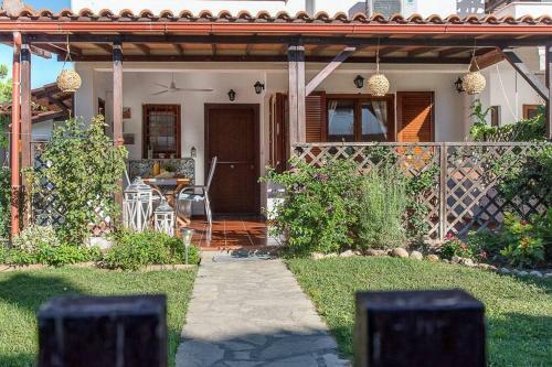 Onar Seafront Maisonette