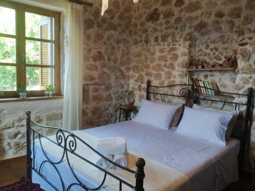 Villa The Old Stone House