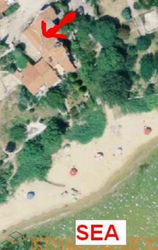 Maisonette 25m From The Sea