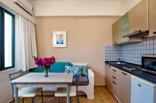 Lefka Apartments