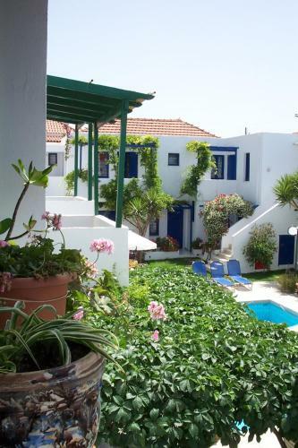 Konaki Studios & Apartments