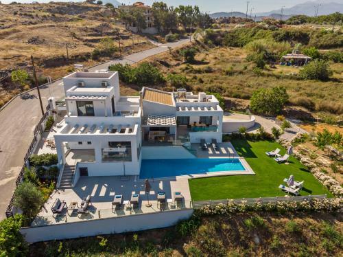 Eolia Villa, Beach Relaxation!