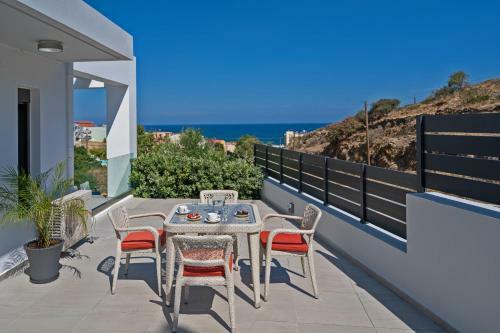 Eolia Villa, Beach Relaxation!