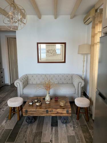 Petridi Maria Suites & Apartments