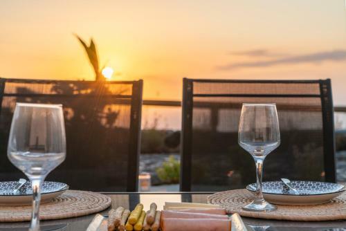 Villa Noelia Suites