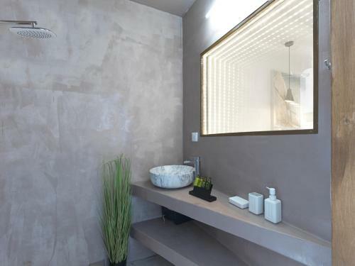 Secret Gem Suites