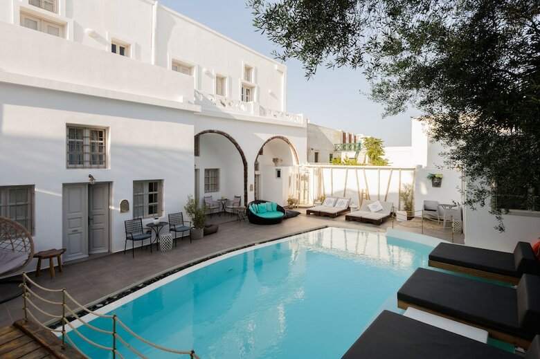 Hotel The Museum Project Oia