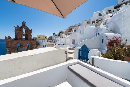 Astrea Suites Notus Dome House
