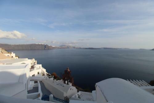 Astrea Suites Notus Dome House