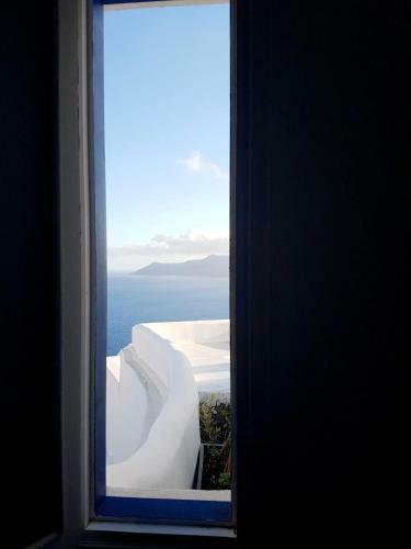 Villa Oia's Secret